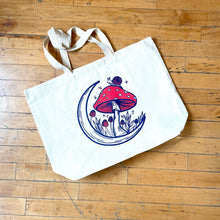 Load image into Gallery viewer, Jumbo Snail Bud Tote Bag
