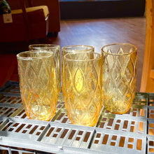 Load image into Gallery viewer, Amber Diamond Quilt Drinking Glasses (5)
