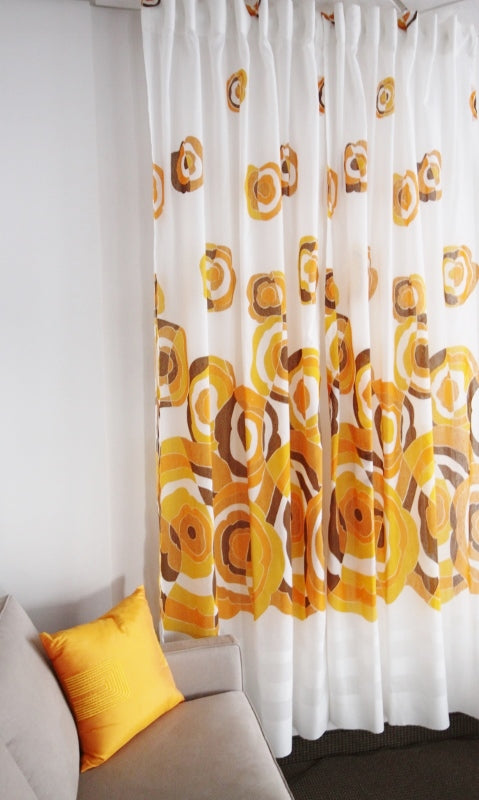 Golden Roses Retro Curtains (Pair)